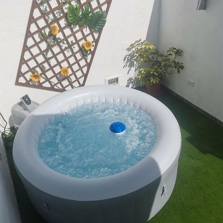 Chalet Con Jacuzzi Climatizado, Barbacoa Y Cerca De La Playa Abades  外观 照片